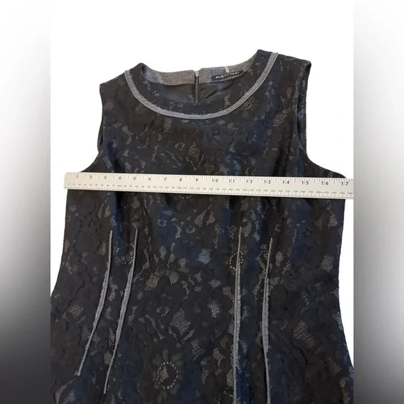 Elie Tahari Black Lace Dress Size 10 - Picture 8 of 9